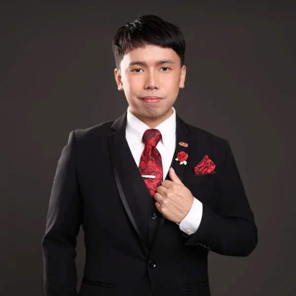 Khem Villamor